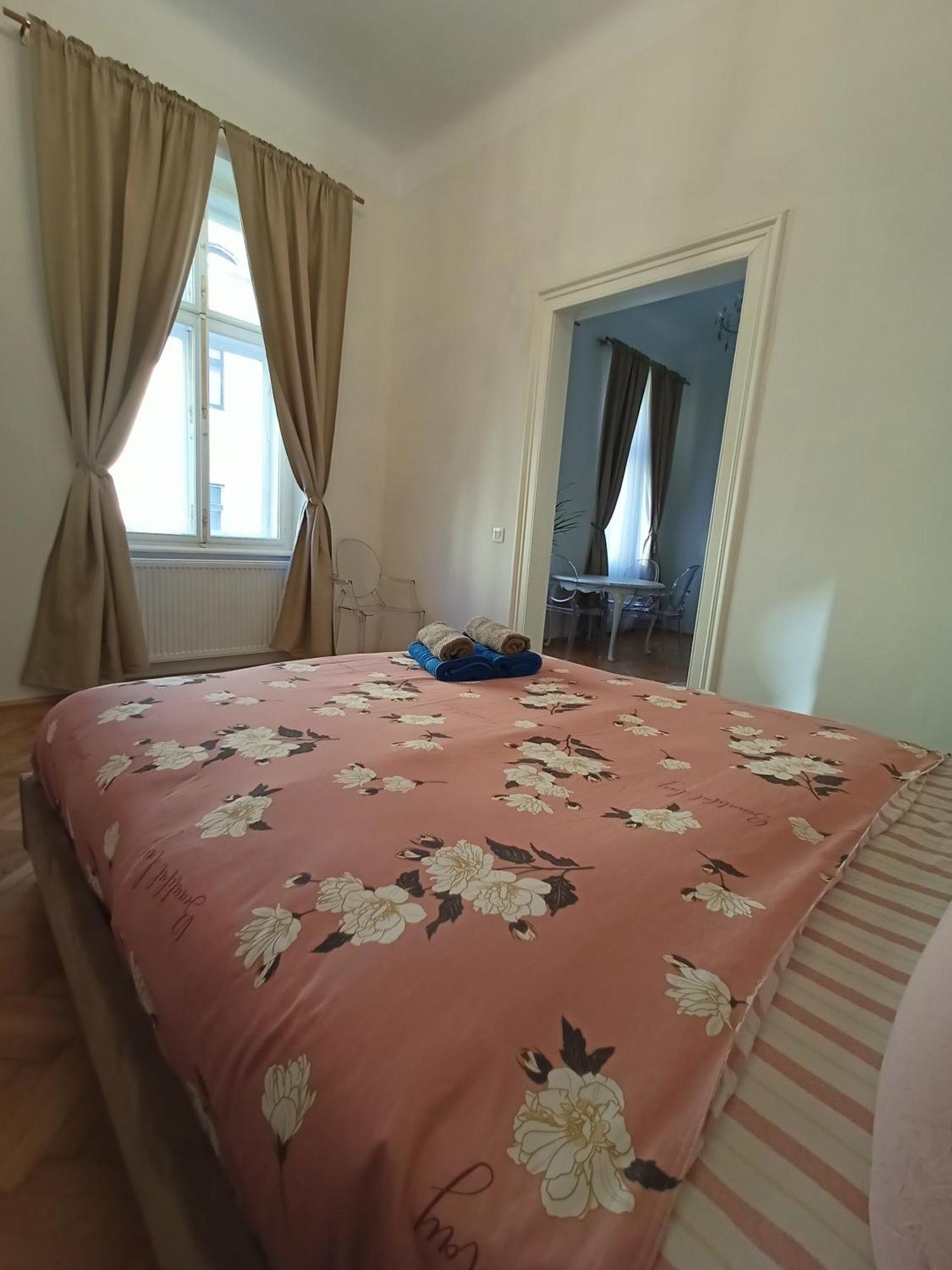 Garden Of Light Apartment 시비우 외부 사진